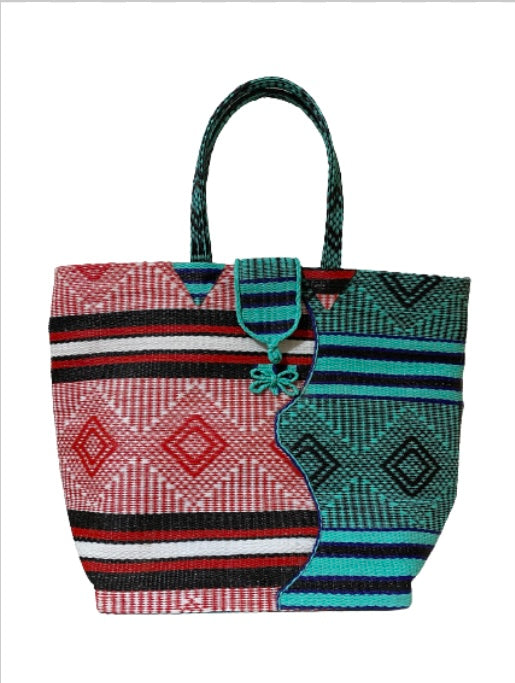 Panier en plastique tressé - sac de plage ou de shopping